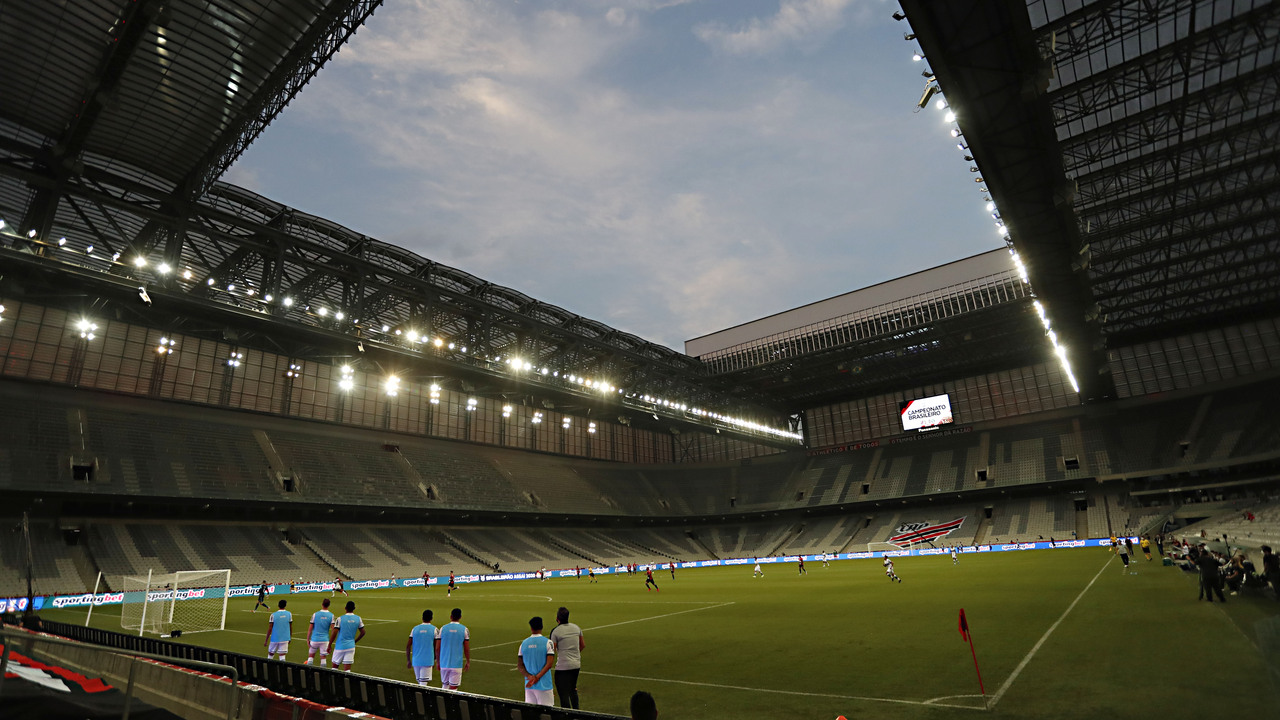 Decreto de Curitiba impede realização de jogos de futebol no fim