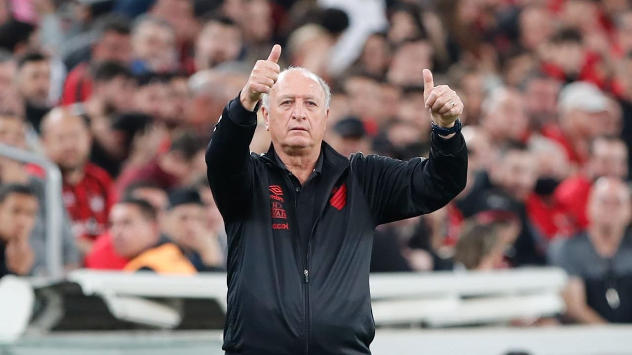 Felipão, técnico do Athletico