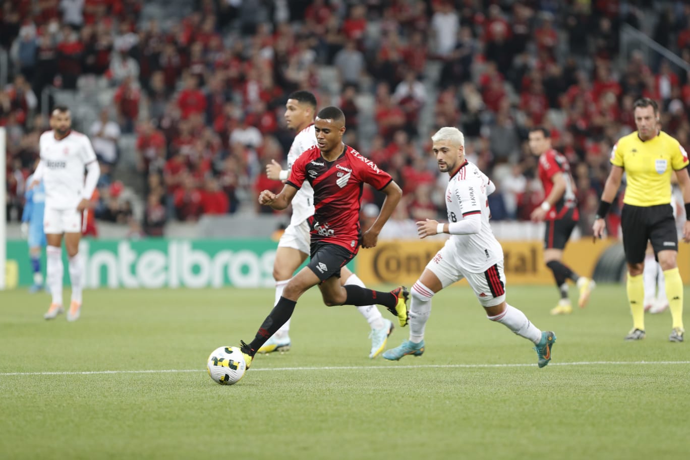 Lance de Athletico x Flamengo