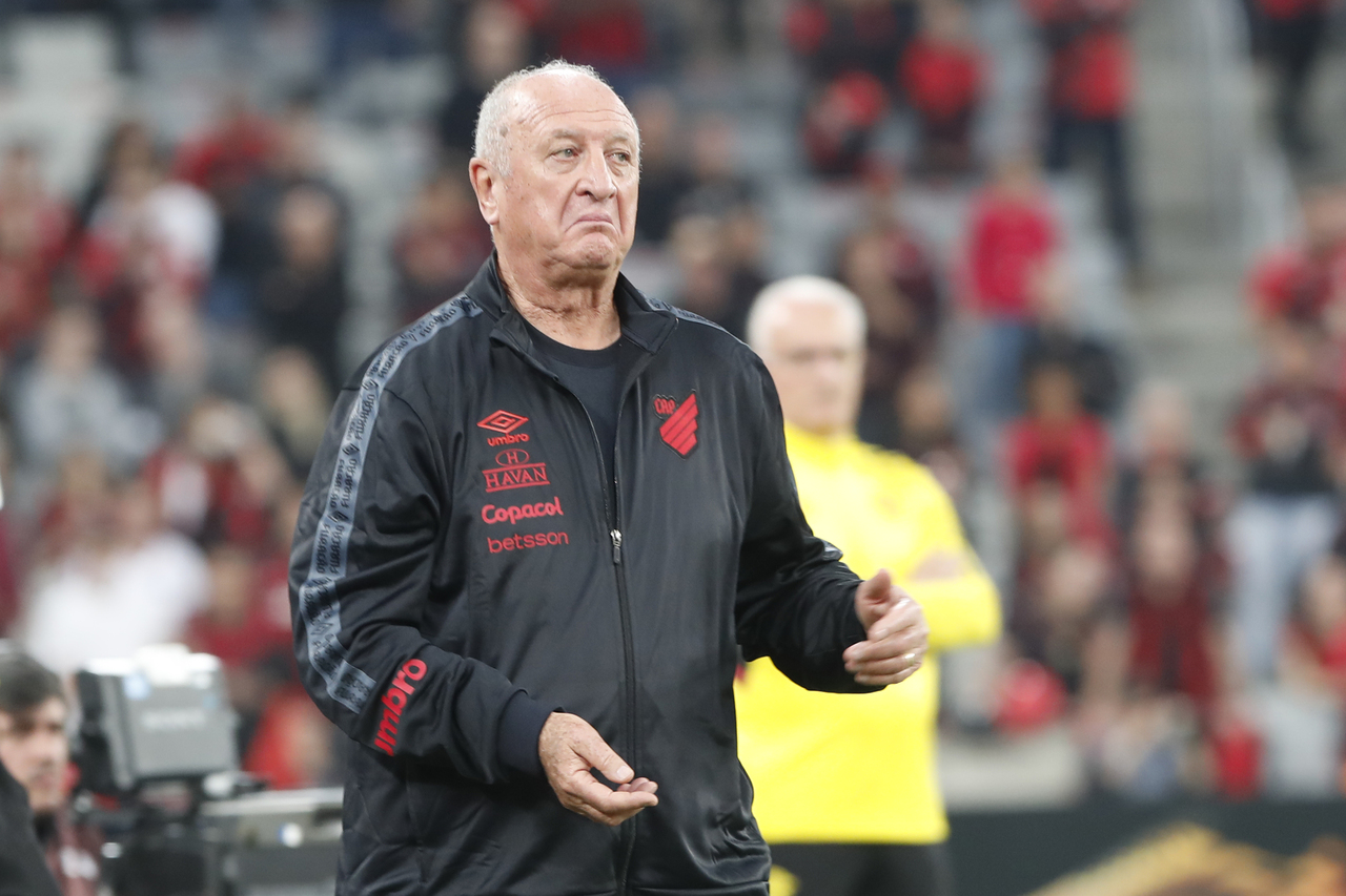 Felipão, técnico do Athletico