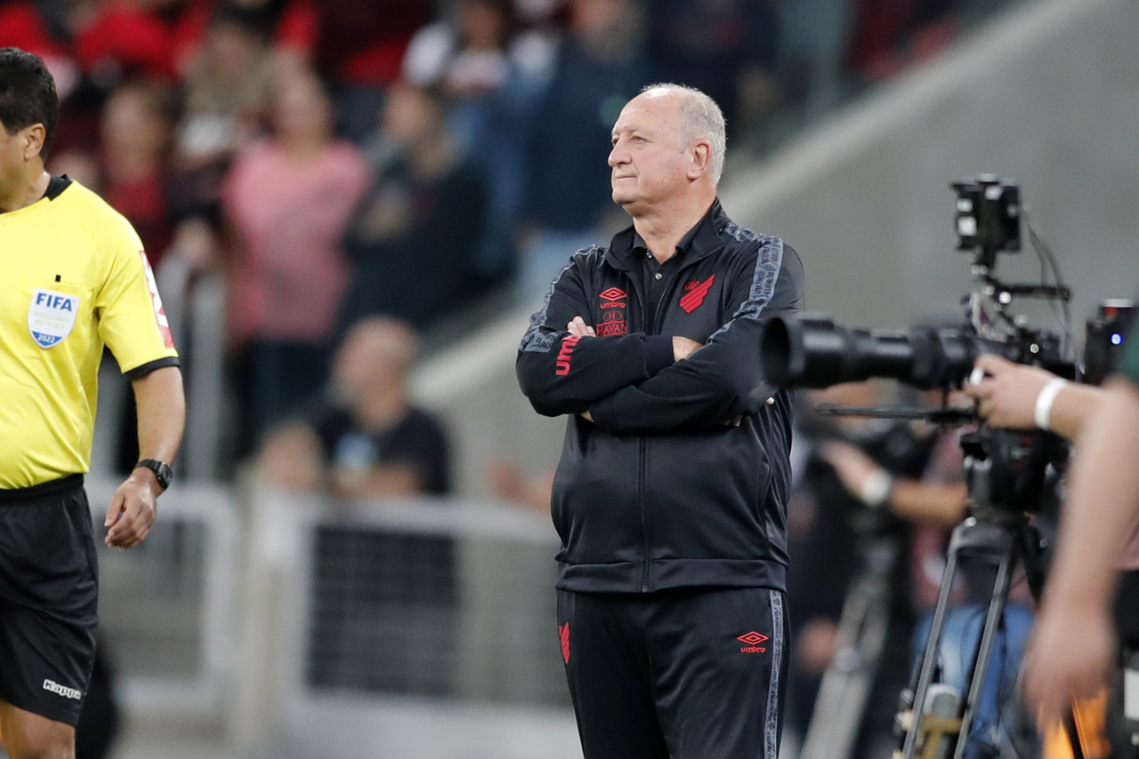 Felipão, técnico do Athletico