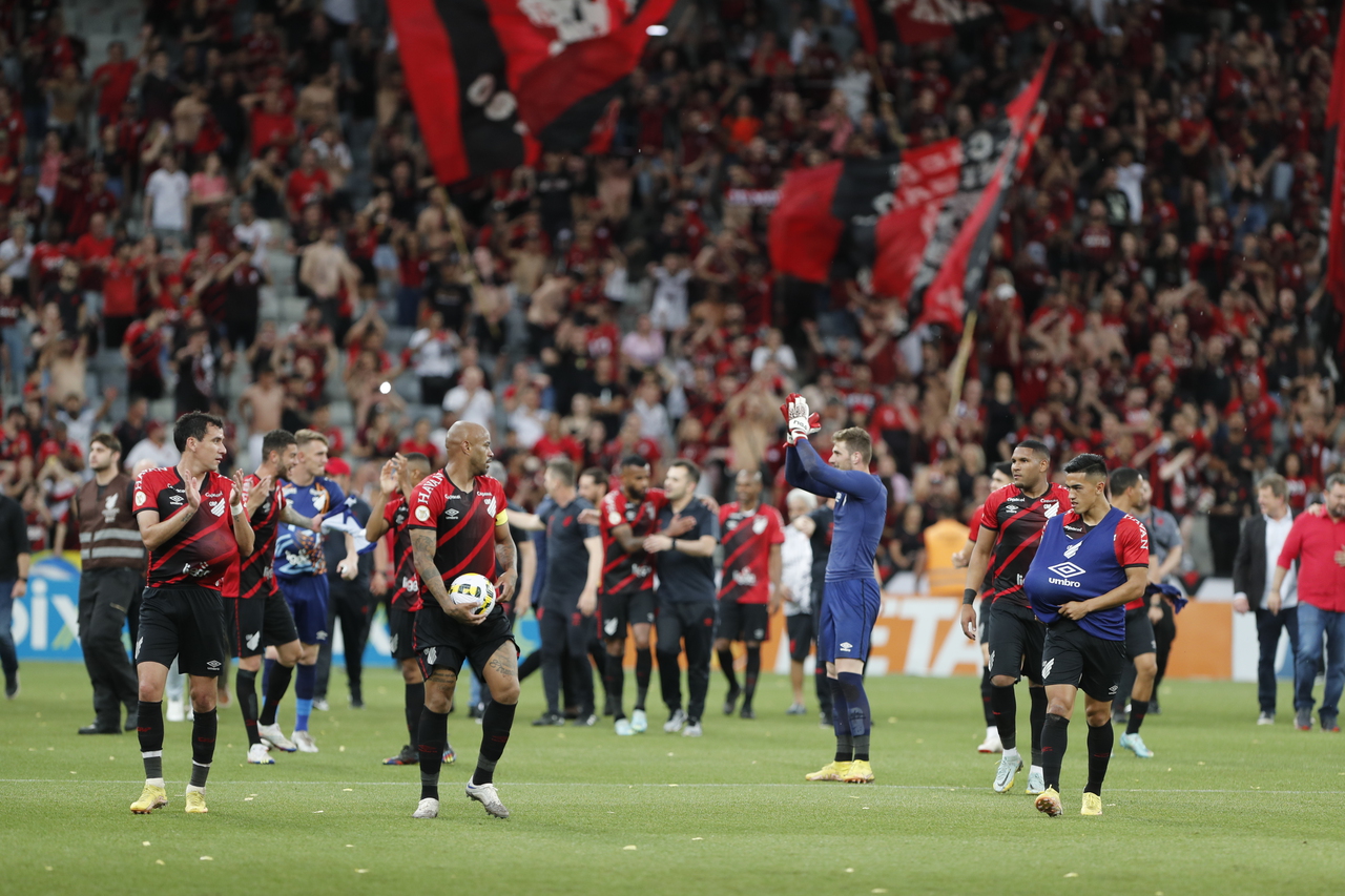 Athletico busca melhor desempenho após sequência de empates em casa para  assegurar vaga na Libertadores.