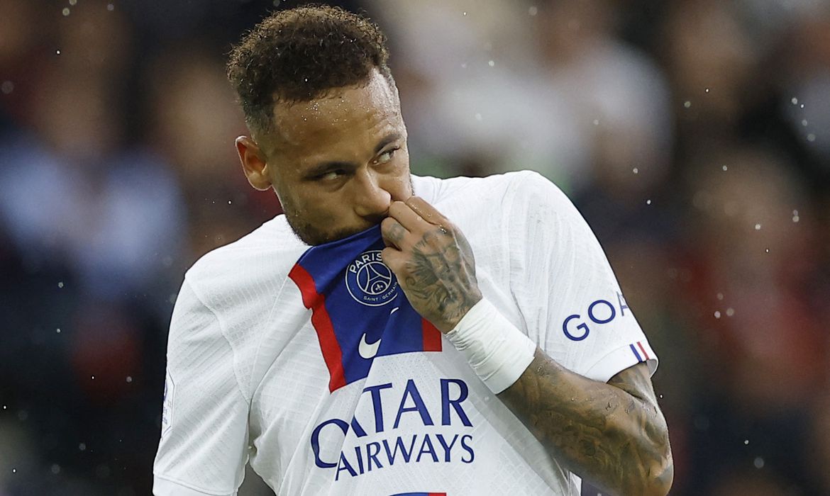 Análise: Neymar volta a campo e faz gol, mas ainda não está na sua melhor  forma