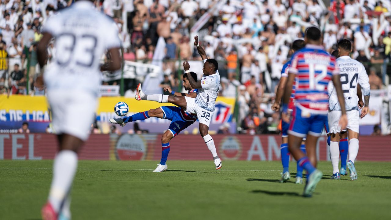 LDU vence o Fortaleza nos pênaltis e conquista o título da Sul