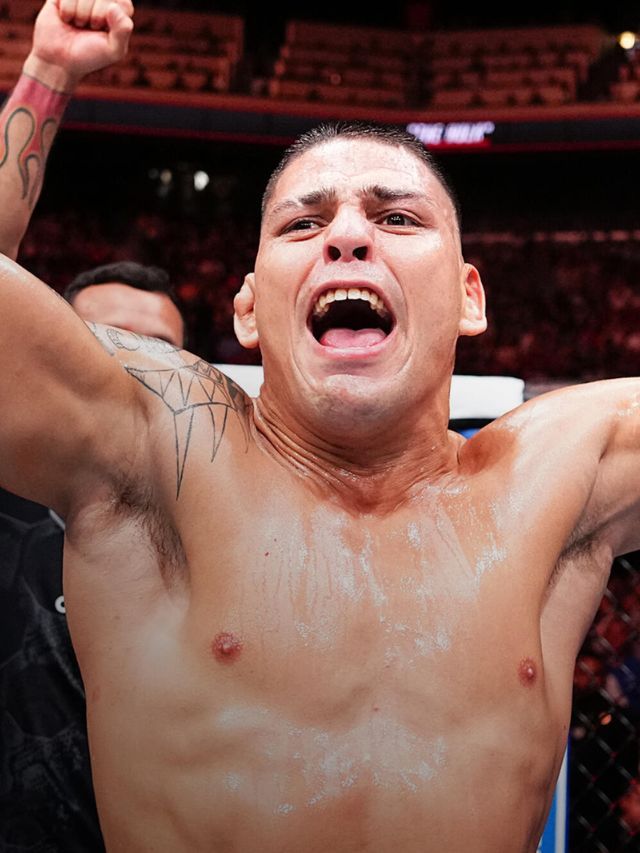 Brasileiro aplica cotovelada brutal no UFC Louisville; veja o vídeo