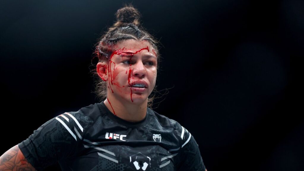 Mayra Sheetara sofreu corte grave no UFC 303. Foto: Icon sport