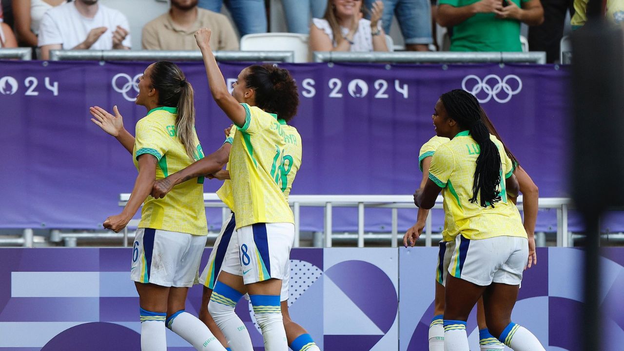 Seleção feminina vence a Nigéria na estreia dos Jogos Olímpicos de Paris