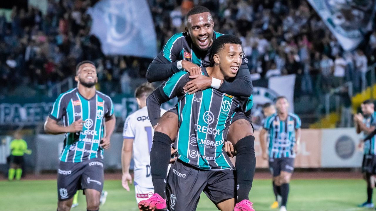  Com boa campanha, Maringá pode chegar às oitavas de final da Série D pela primeira vez 