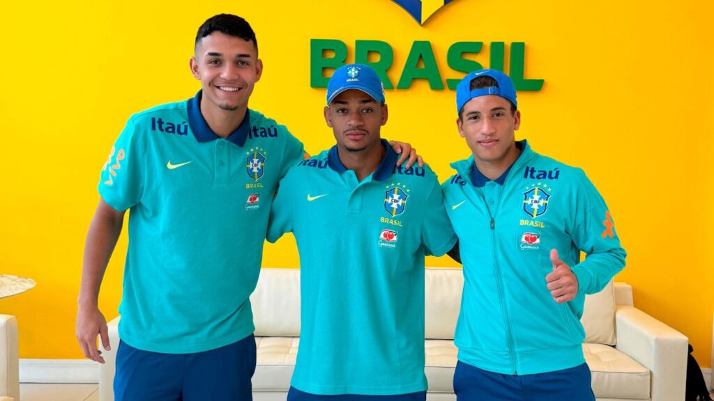 João Cruz e mais dois jogadores do Athletico se apresentam à seleção sub-20