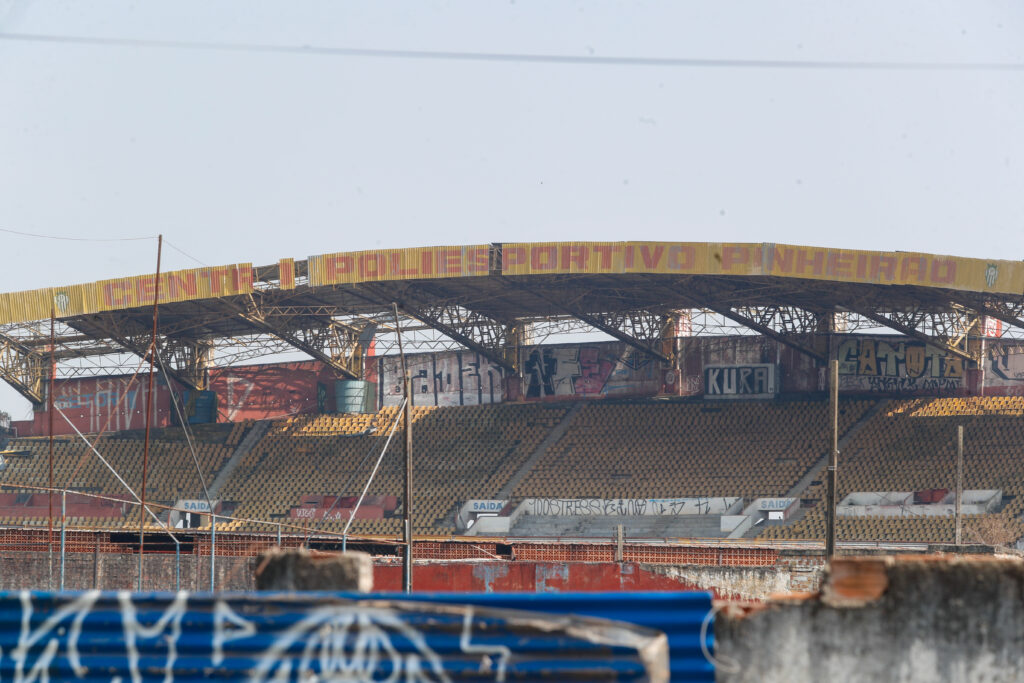 Estádio Pinheirão