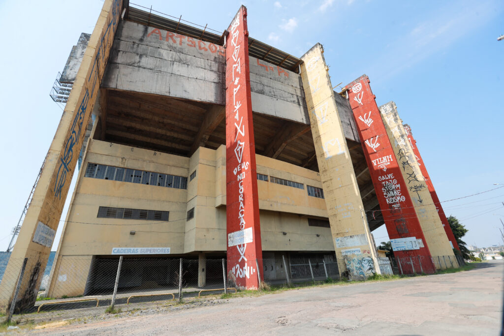 Estádio Pinheirão