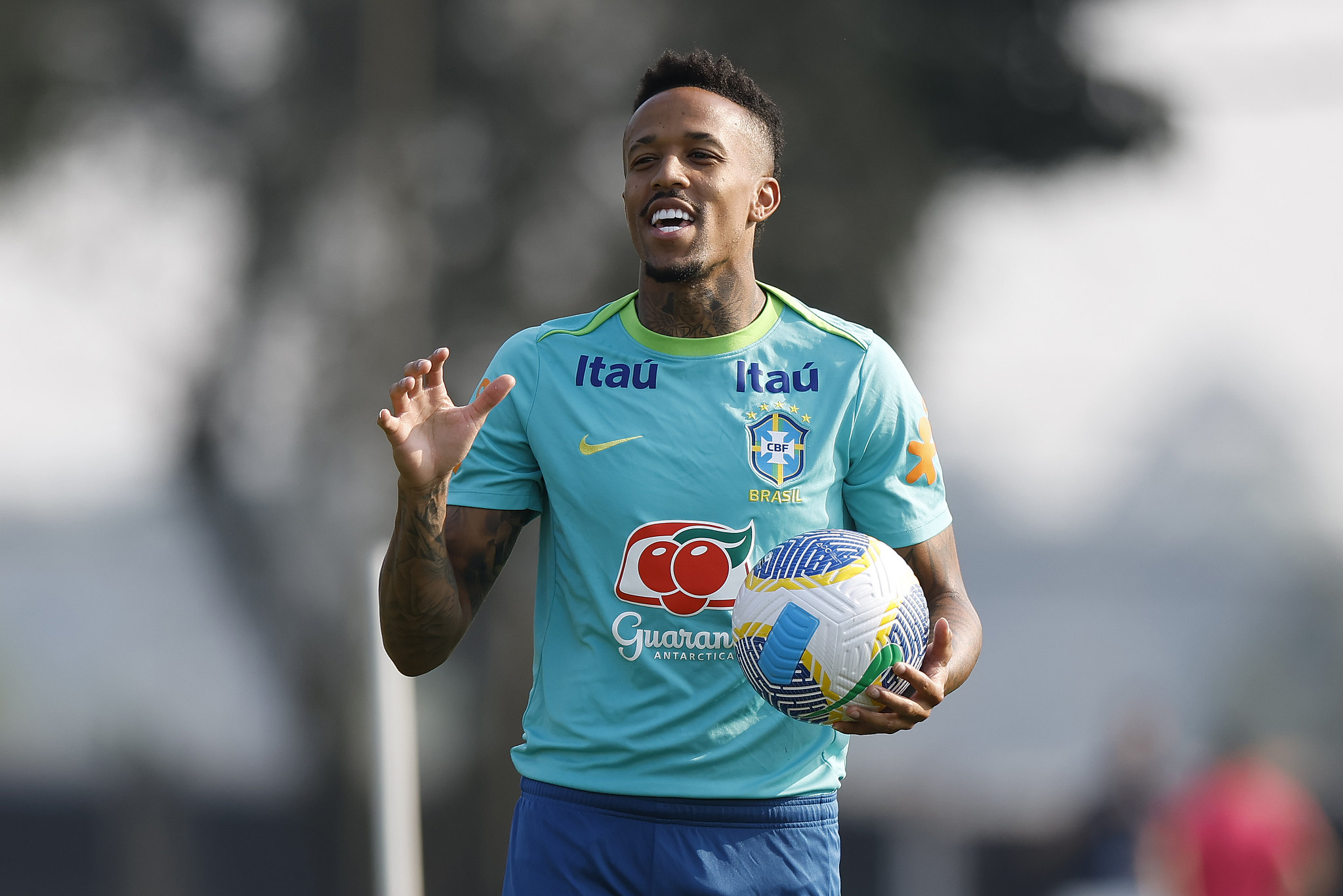 Éder Militão é cortado da seleção brasileira; zagueiro é a quarta baixa