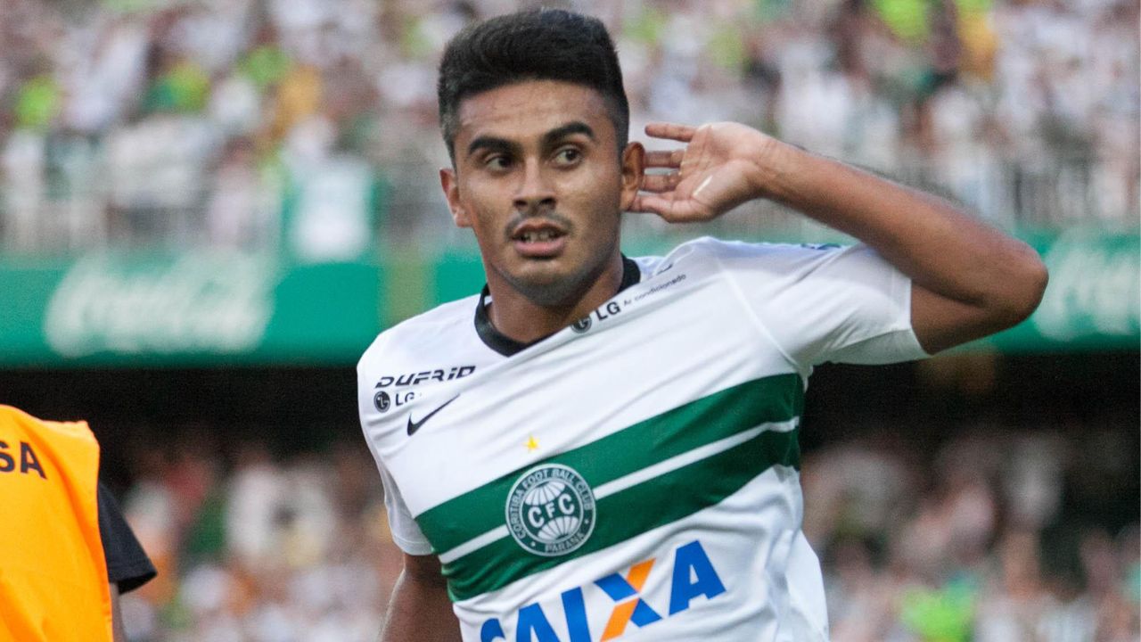 Três promessas da base do Coritiba que não vingaram