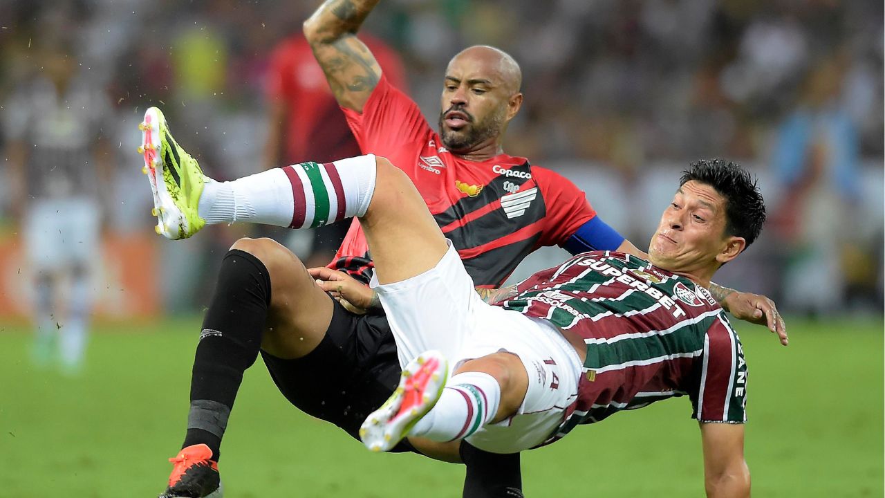 Athletico: risco de rebaixamento após a derrota para o Fluminense