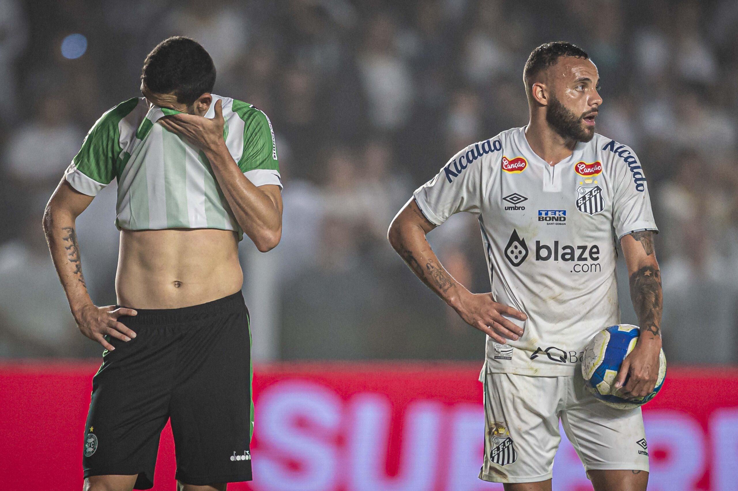 Contra o Santos, Coritiba quadruplica valor de ingresso