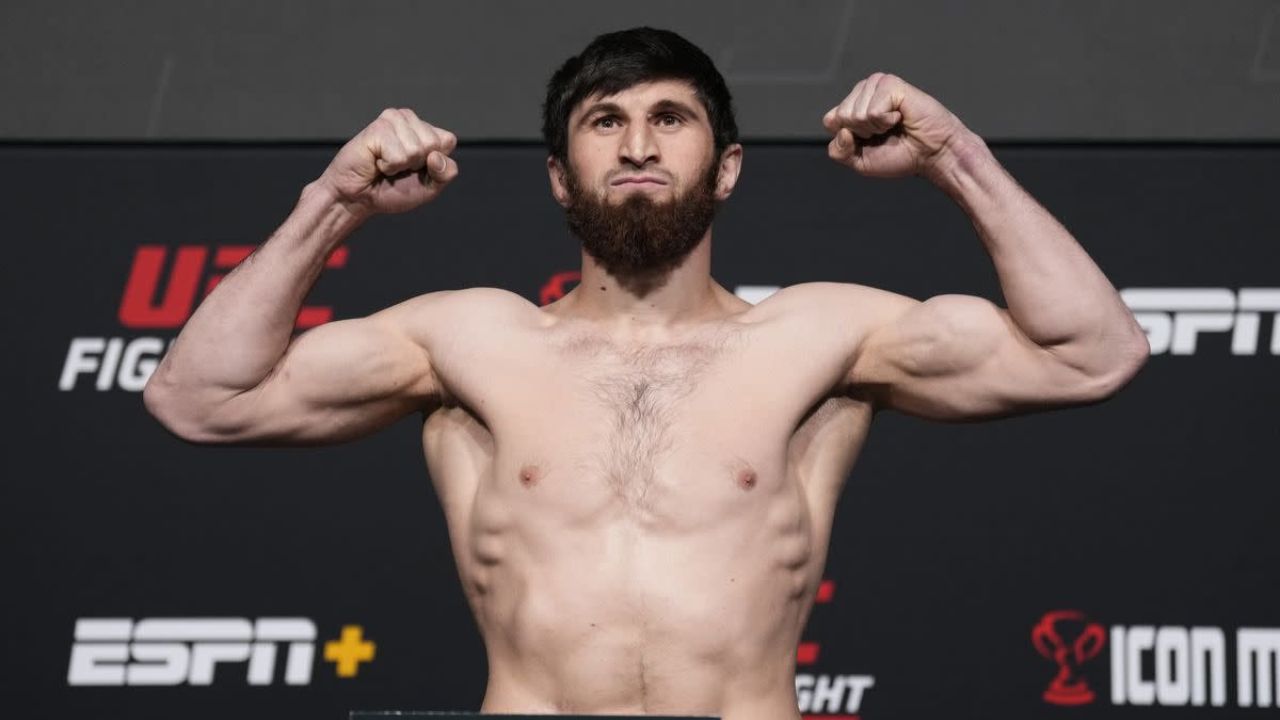 Ankalaev promete derrotar Poatan no UFC 313 e já pensa até em revanche