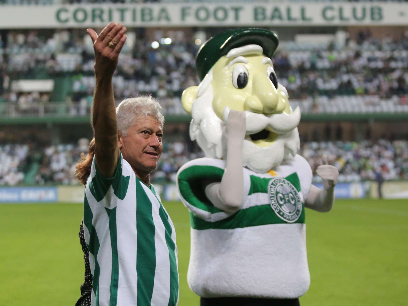 Ídolo do Coritiba, goleiro Joel Mendes morre aos 78 anos