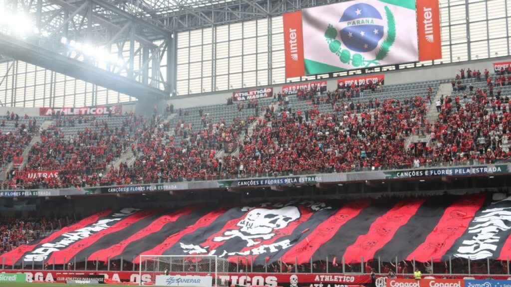 torcida-athletico-xinga-petraglia-parana-provoca-centenario