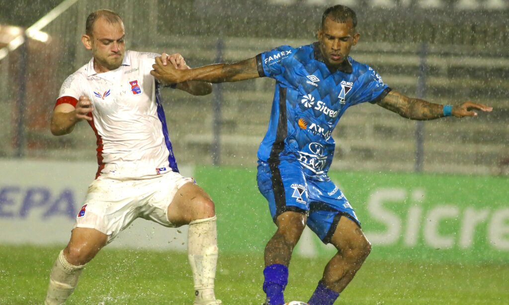 julio-rusch-azuriz-parana-clube-campeonato-paranaense-gol-resultado-ficha-tecnica