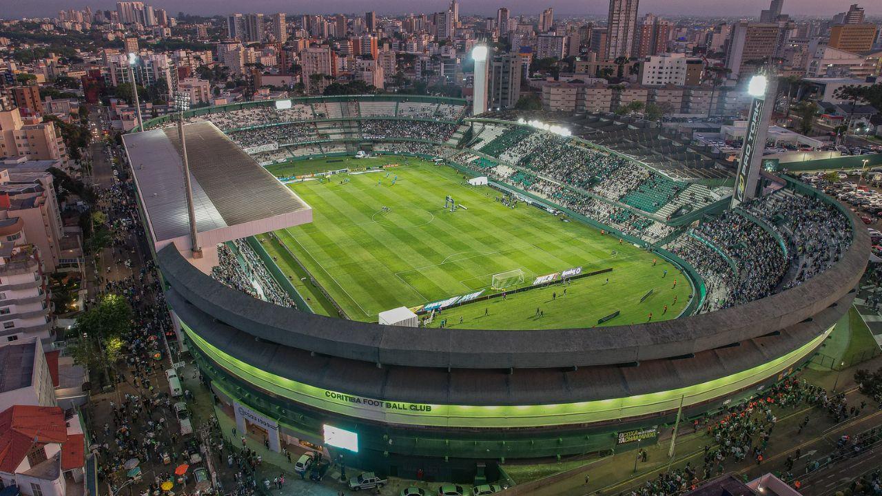 Irregulares no Estadual, Coritiba e Athletico se enfrentam no Atletiba 358